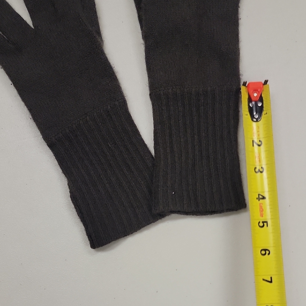 Cashmere Gloves - Picture 7 of 9